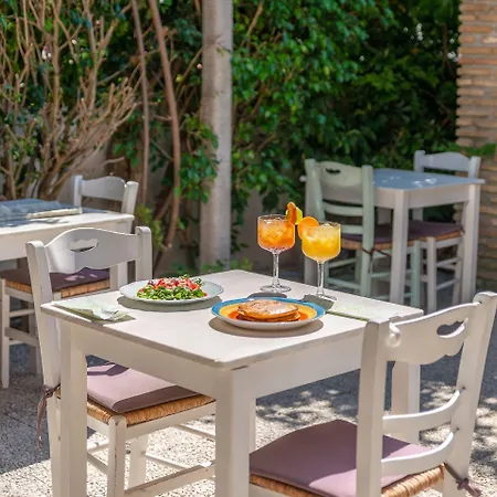 Costa Azzurra Hotel 4*