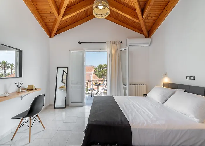 Costa Azzurra Otel 4*